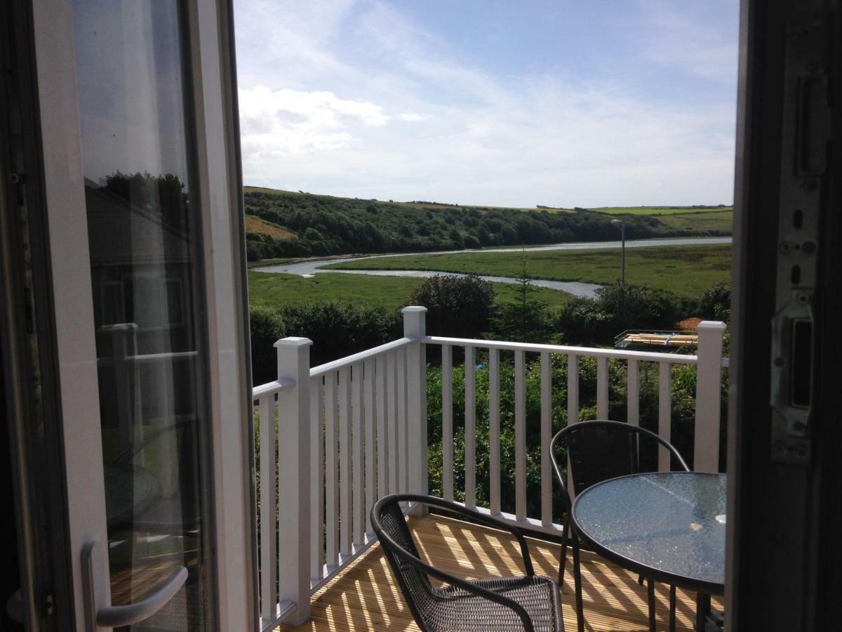 Rawley Point Villa New Quay Buitenkant foto